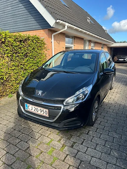 Peugeot 208