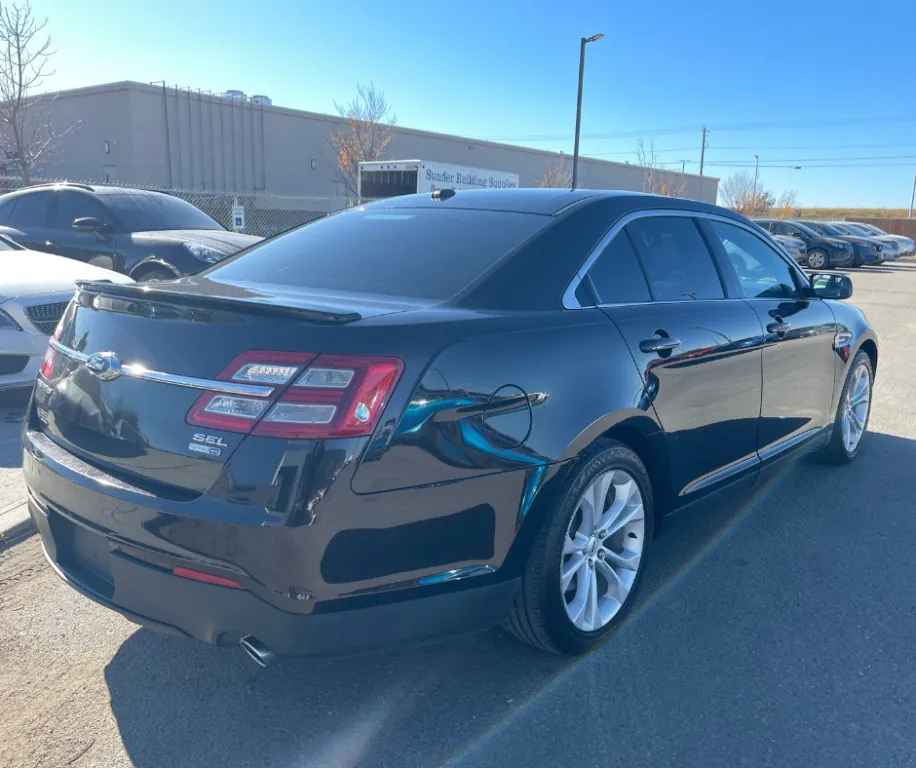 Ford Taurus 2013 photo 4
