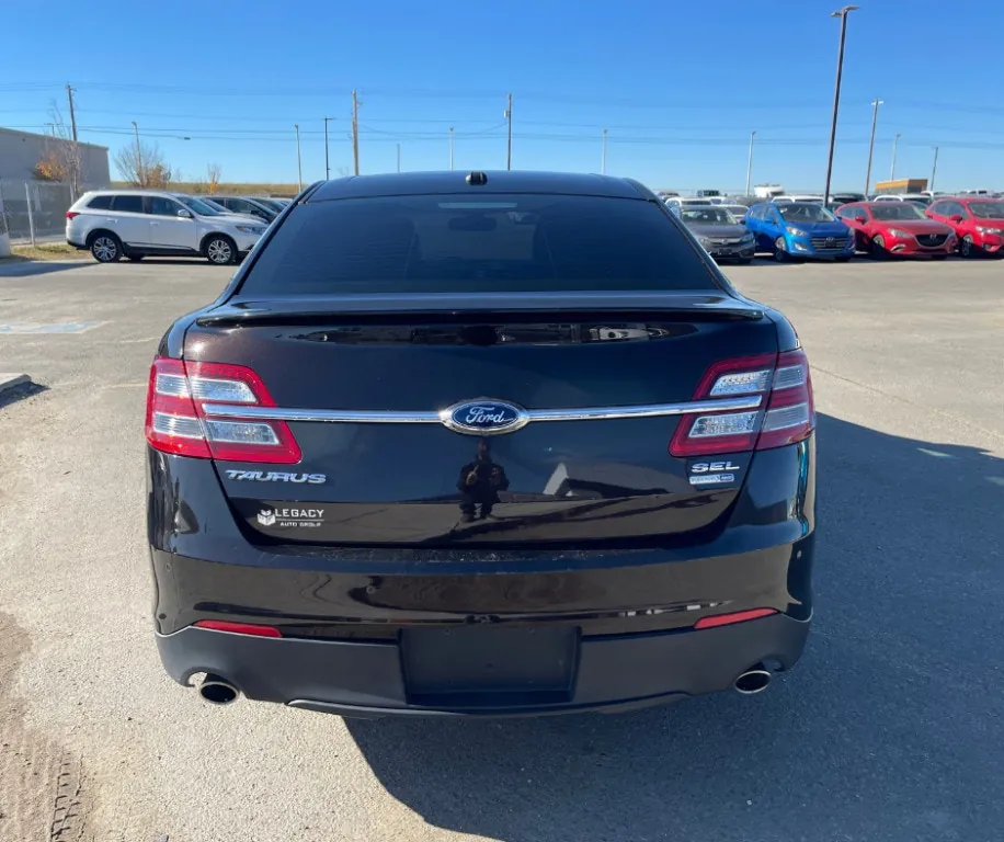 Ford Taurus 2013 photo 5