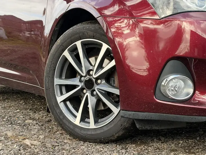 Toyota Avensis 2015 photo 2