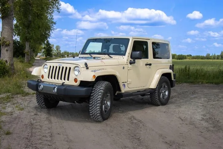 Jeep Wrangler 2011 photo 2
