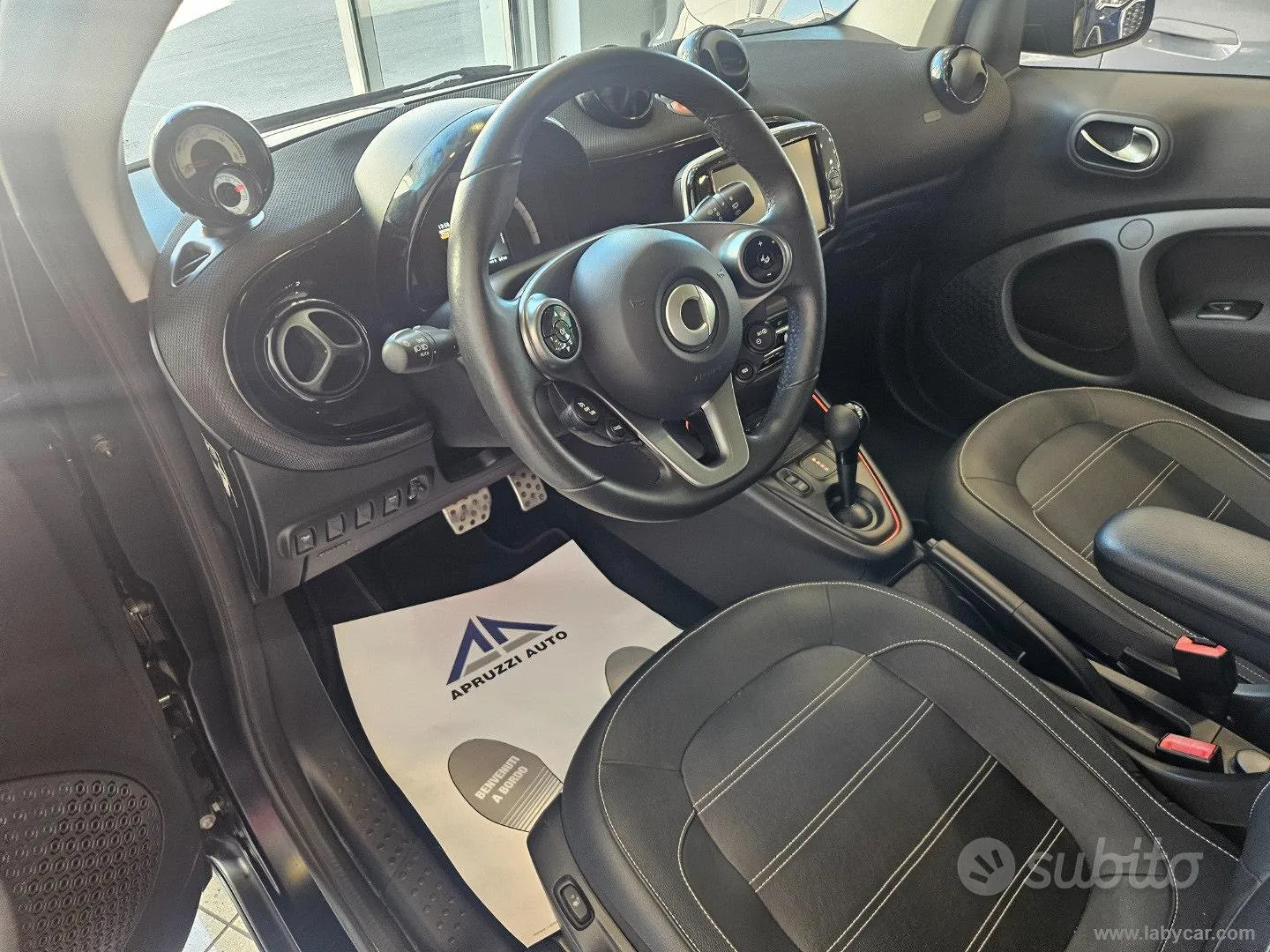 Smart Fortwo 2021 photo 5