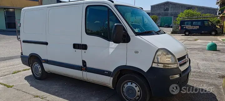 Opel Movano