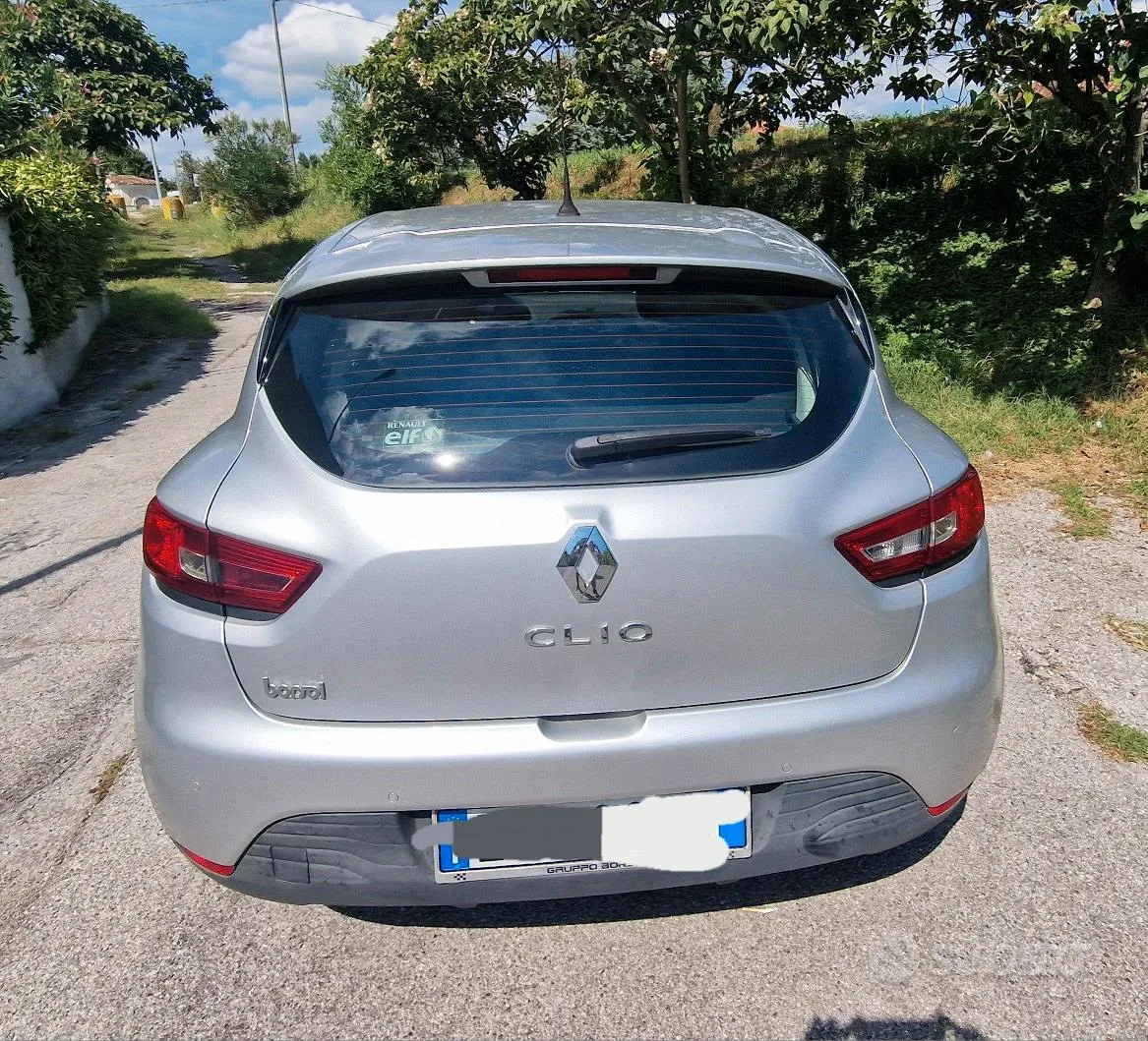 Renault Clio 2014 photo 3