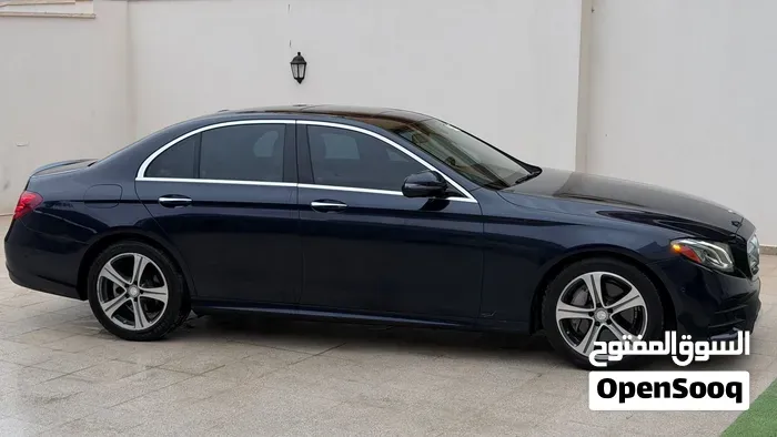Mercedes-Benz E-Class 2017 photo 4