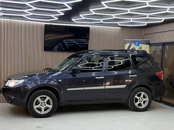 Subaru Forester 2010 photo 4