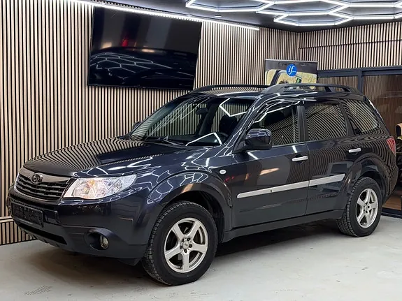 Subaru Forester 2010 photo 3