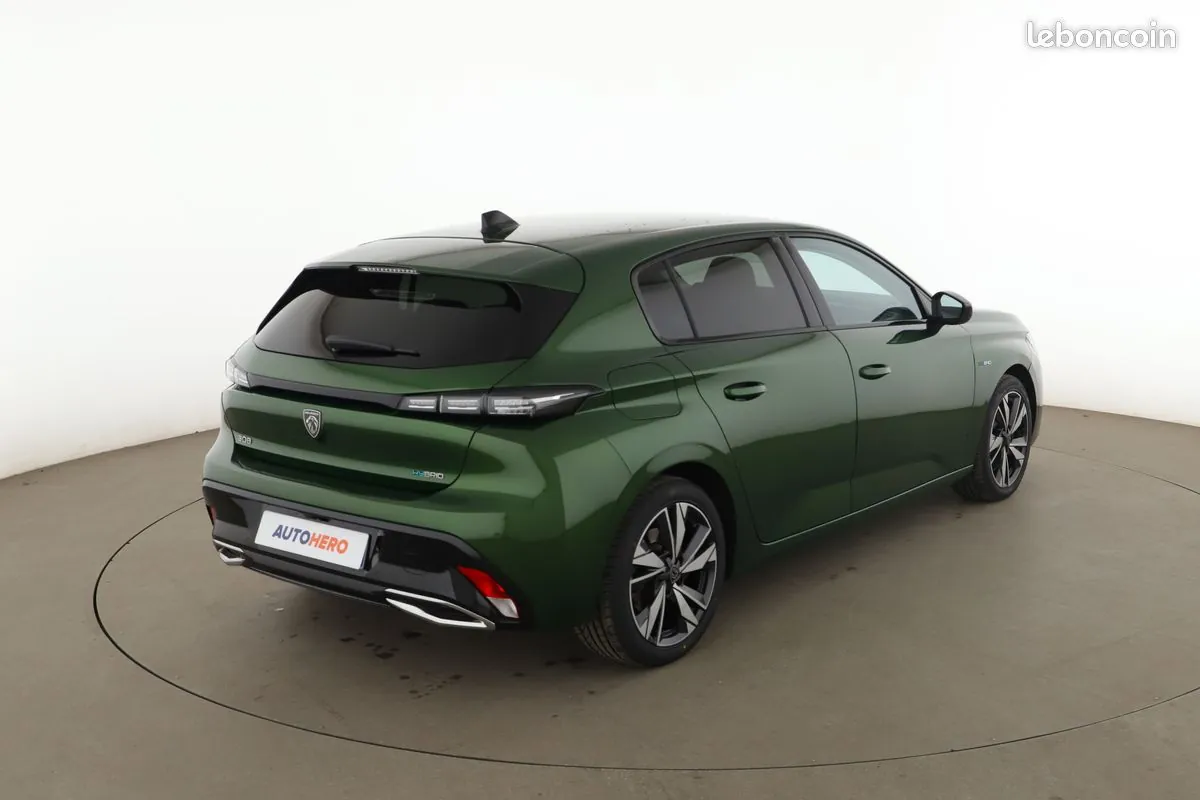 Peugeot 308 2022 photo 3