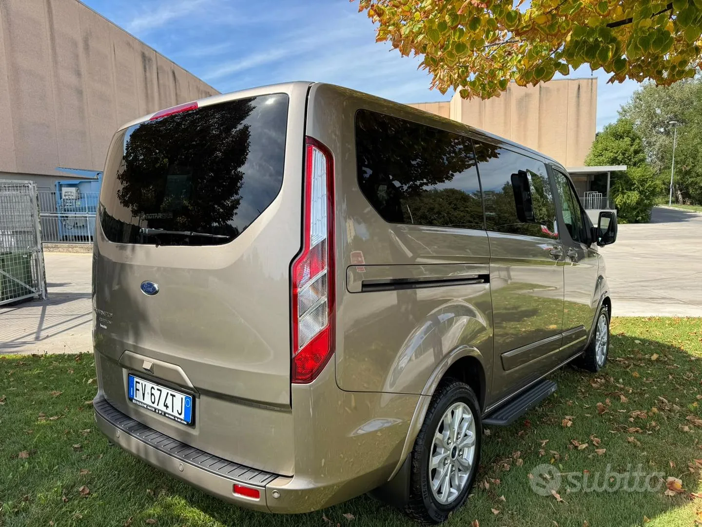Ford Tourneo Custom 2019 photo 4
