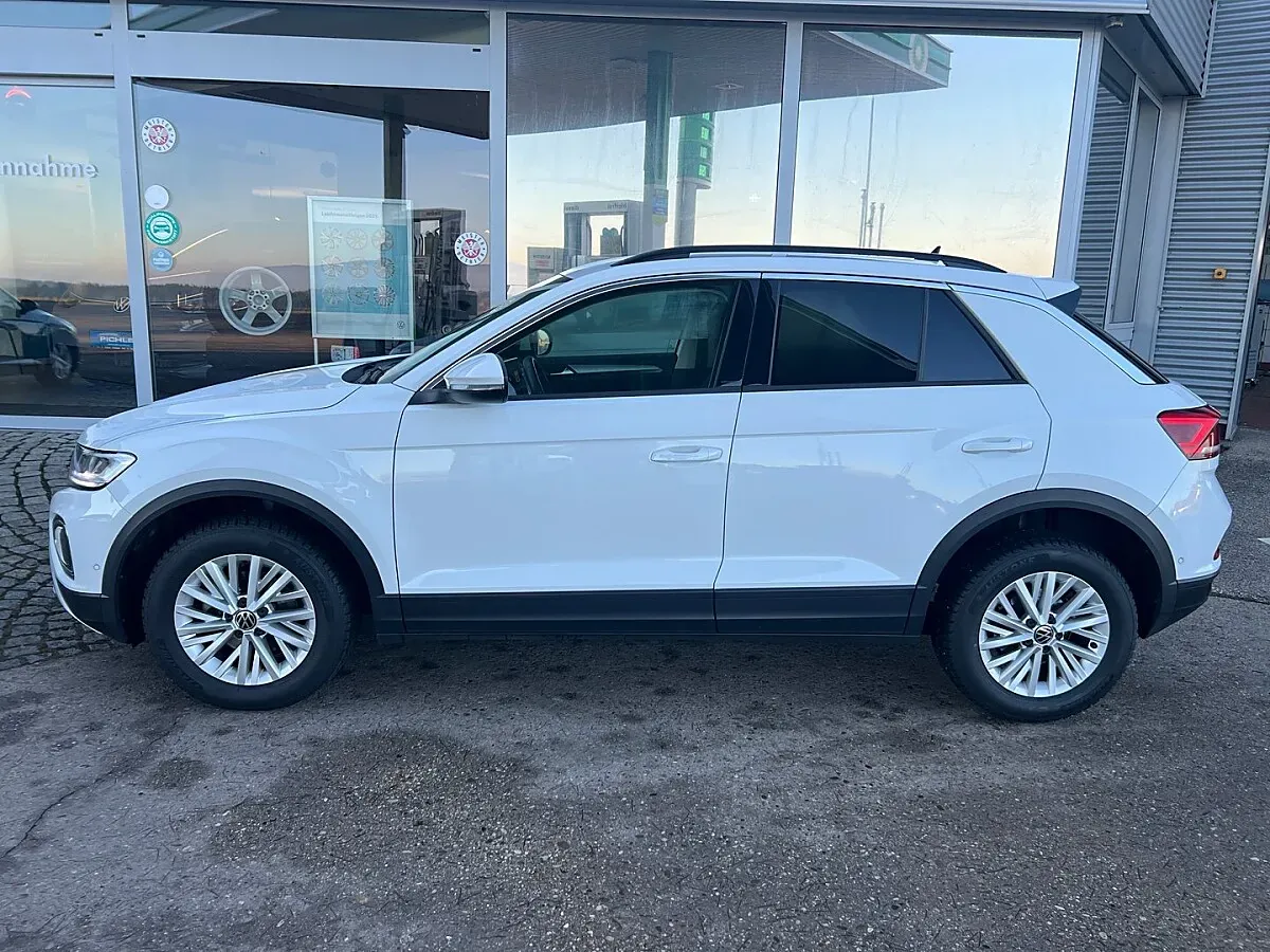Volkswagen T-Roc 2022 photo 3