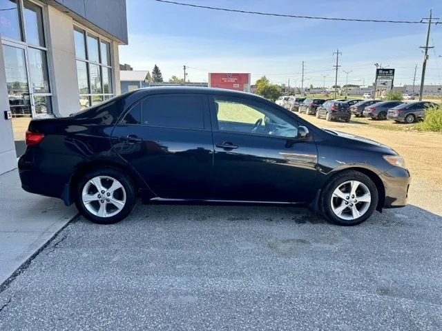 Toyota Corolla 2013 photo 2