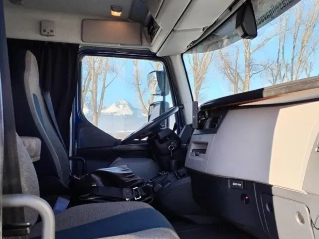 Volvo Fl 2016 photo 4