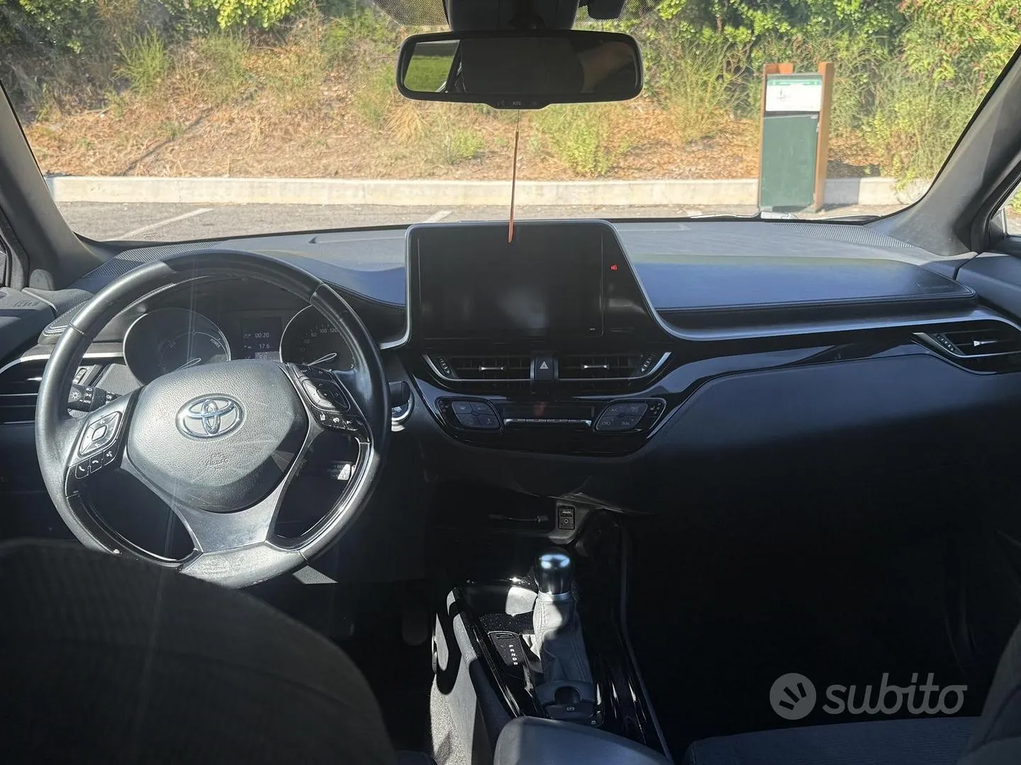 Toyota Chr 2019 photo 4