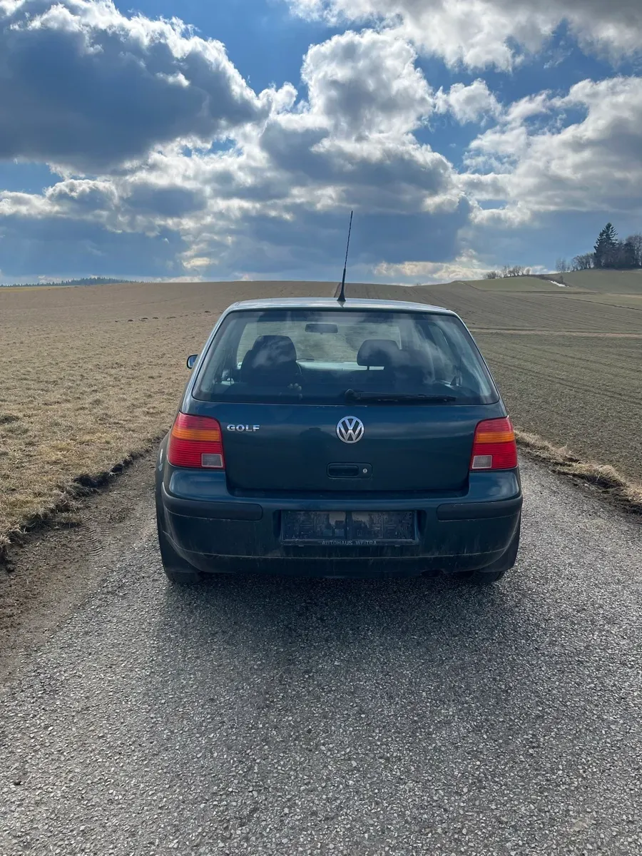 Volkswagen Golf 2004 photo 3