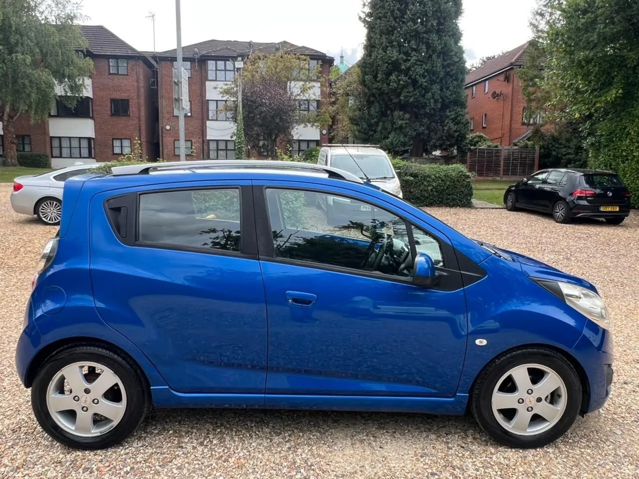 Chevrolet Spark 2012 photo 2
