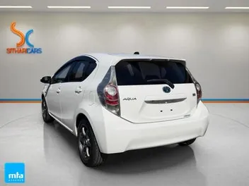 Toyota Aqua 2014 photo 3