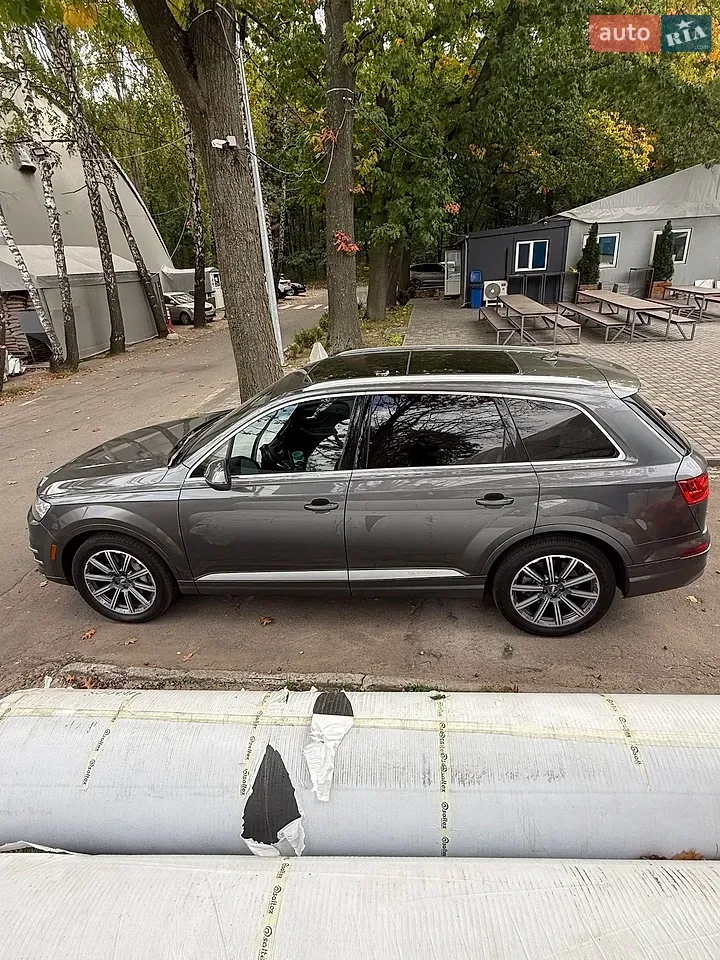 Audi Q7 2019 photo 4