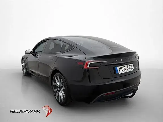 Tesla Model 3 2024 photo 3