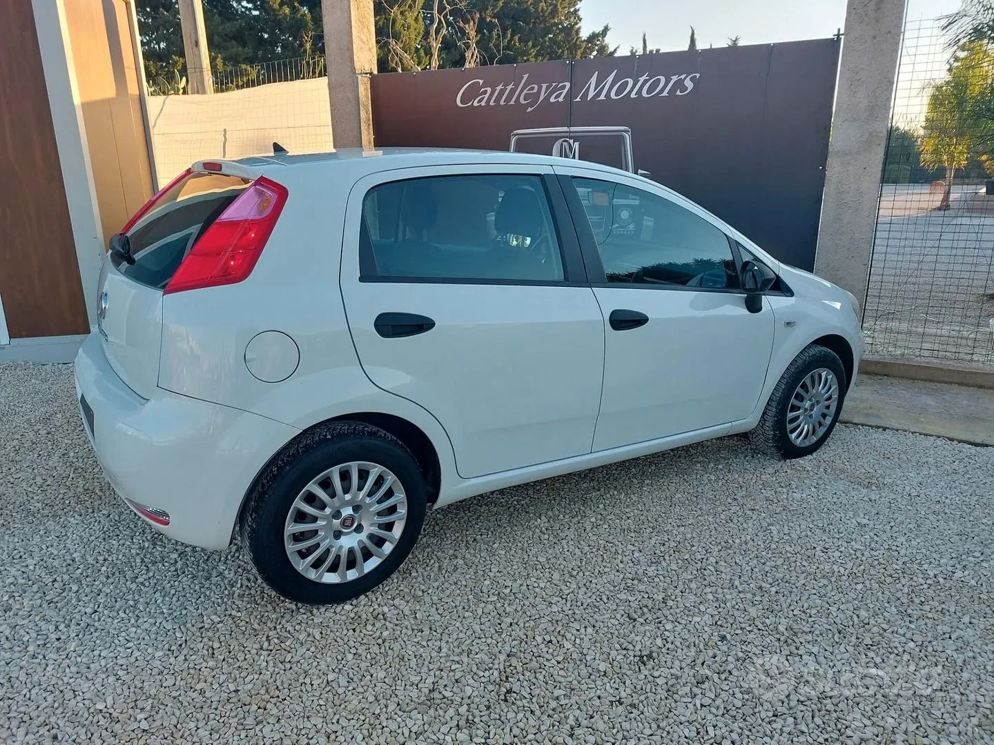 Fiat Punto 2014 photo 4