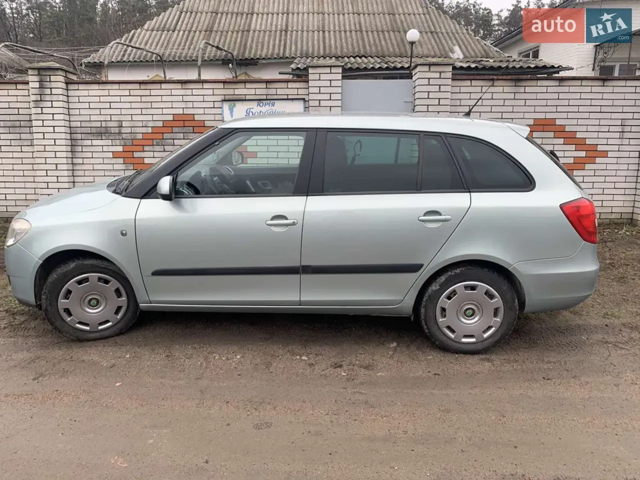 Skoda Fabia 2009 photo 3