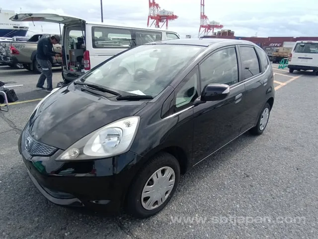 Honda Fit G 2010 photo 2
