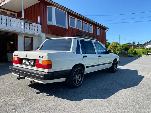 Volvo 740 1985 photo 3