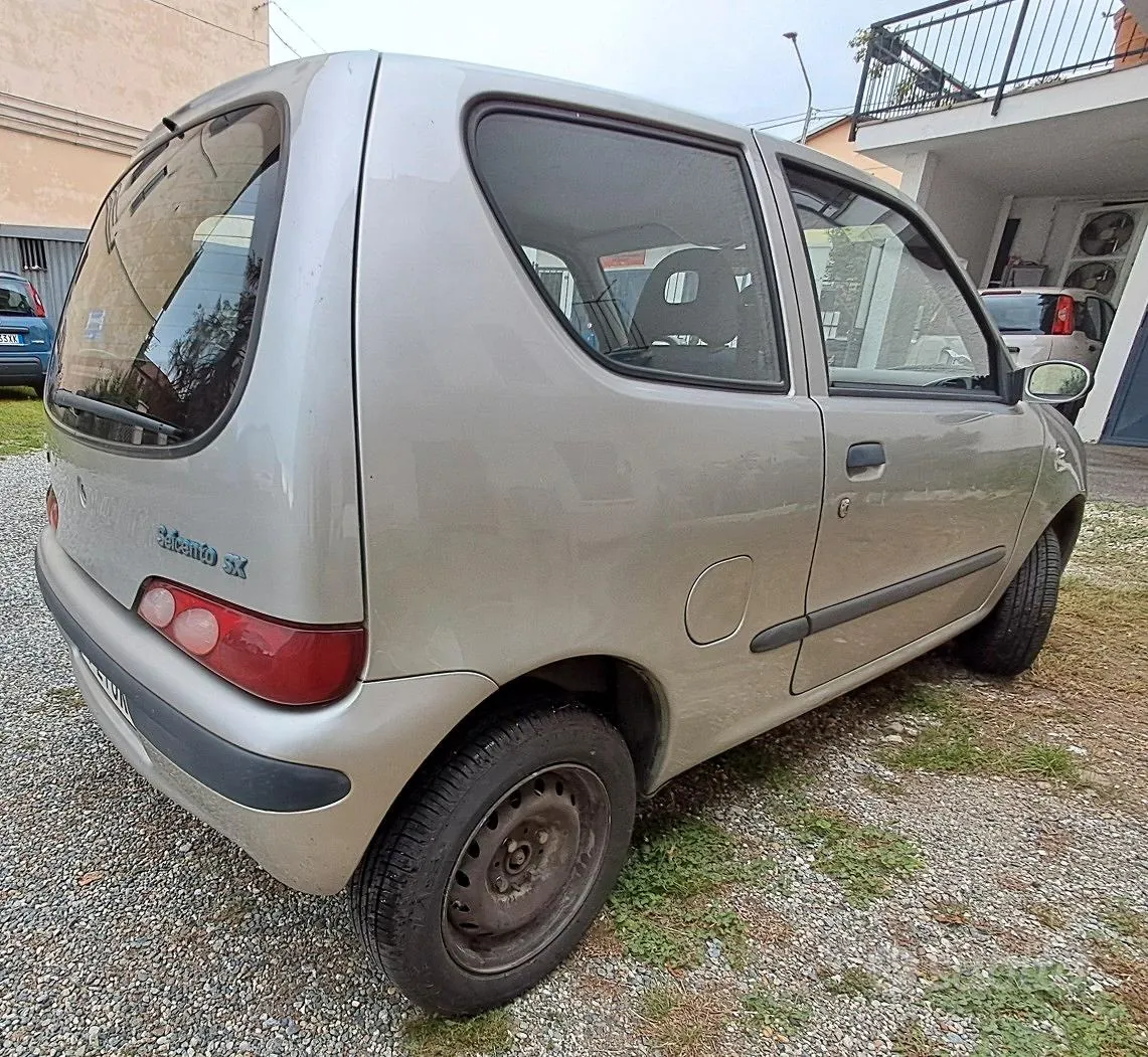 Fiat Seicento 2001 photo 4