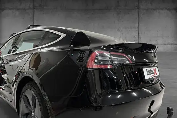 Tesla Model 3 2020 photo 5
