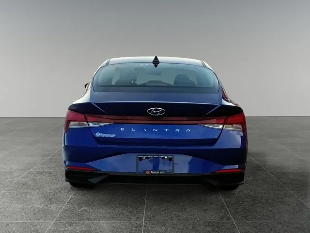 Hyundai Elantra 2022 photo 5