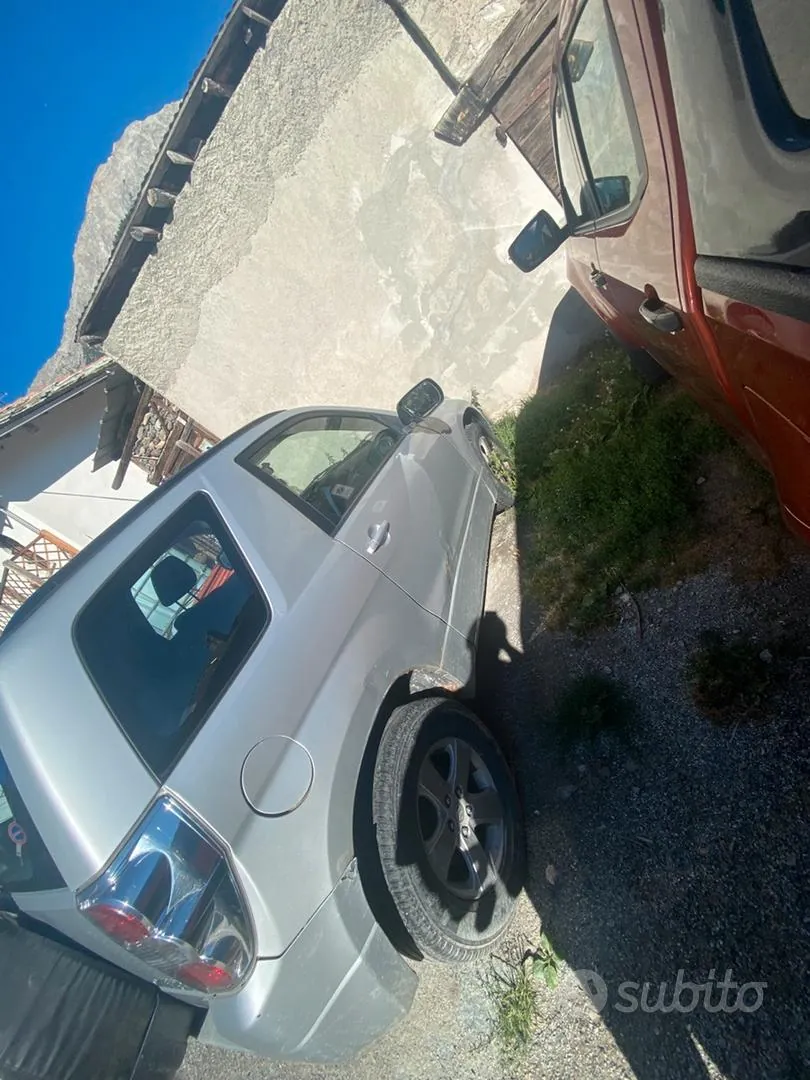 Suzuki Grand Vitara 2008 photo 2