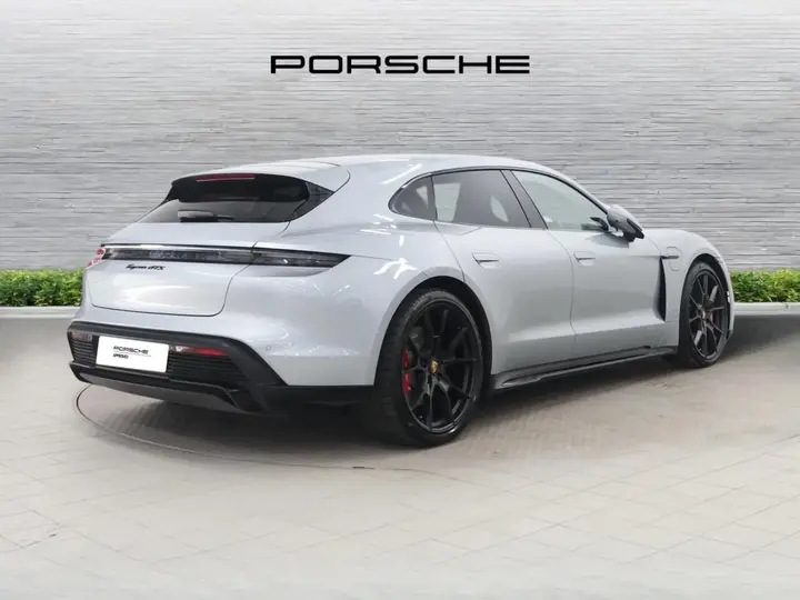 Porsche Taycan 2023 photo 5