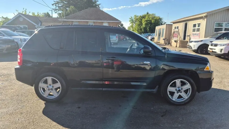 Jeep Compass 2010 photo 5