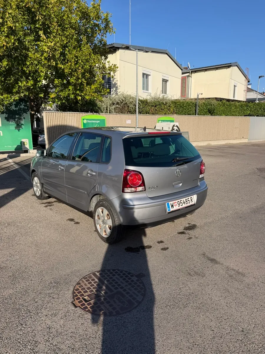Volkswagen Polo 2008 photo 3
