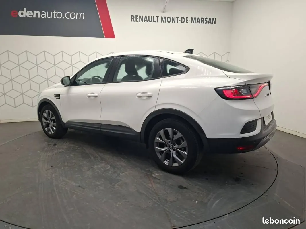 Renault Arkana 2025 photo 5