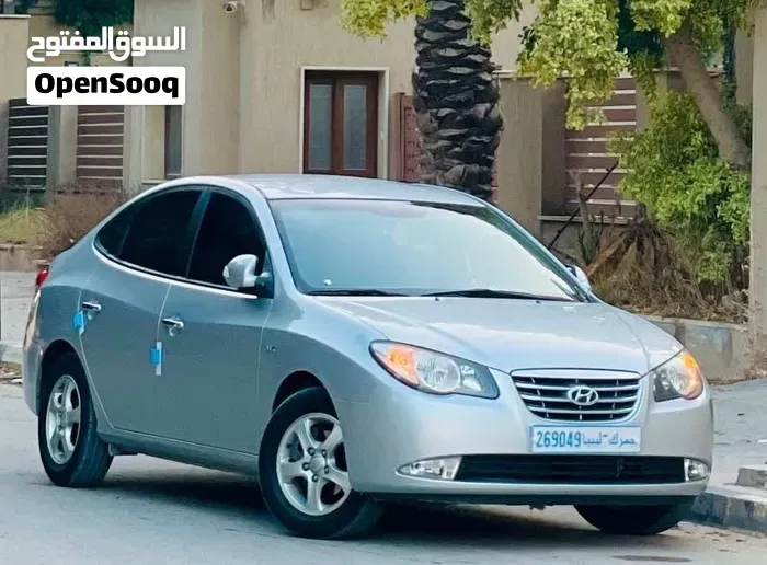 Hyundai Avante 2010 photo 4