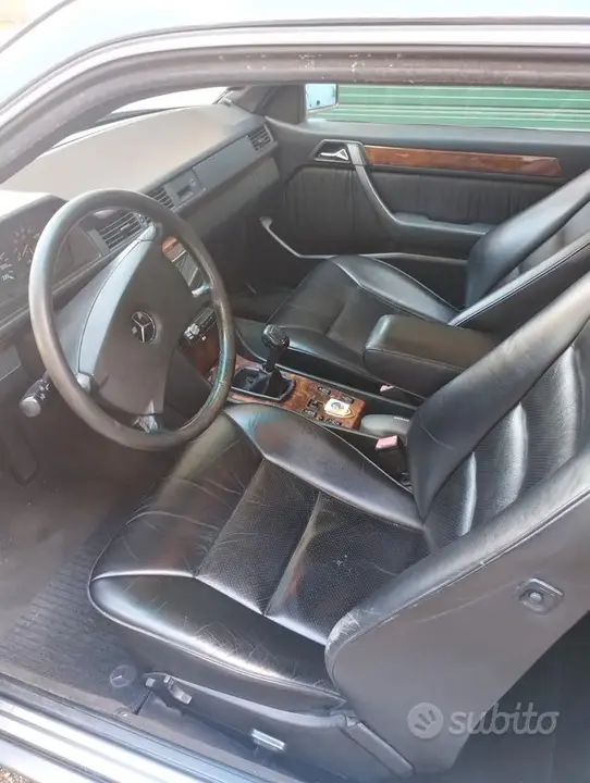Mercedes-Benz Ce 200 1991 photo 5