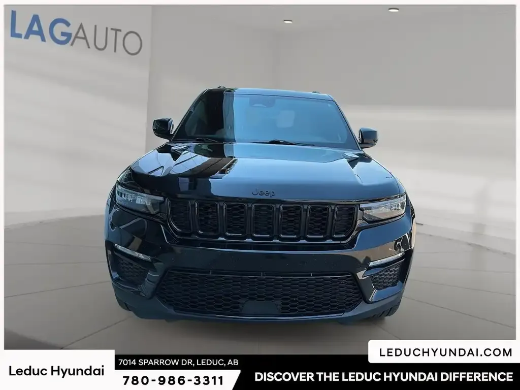 Jeep Grand Cherokee 2023 photo 2