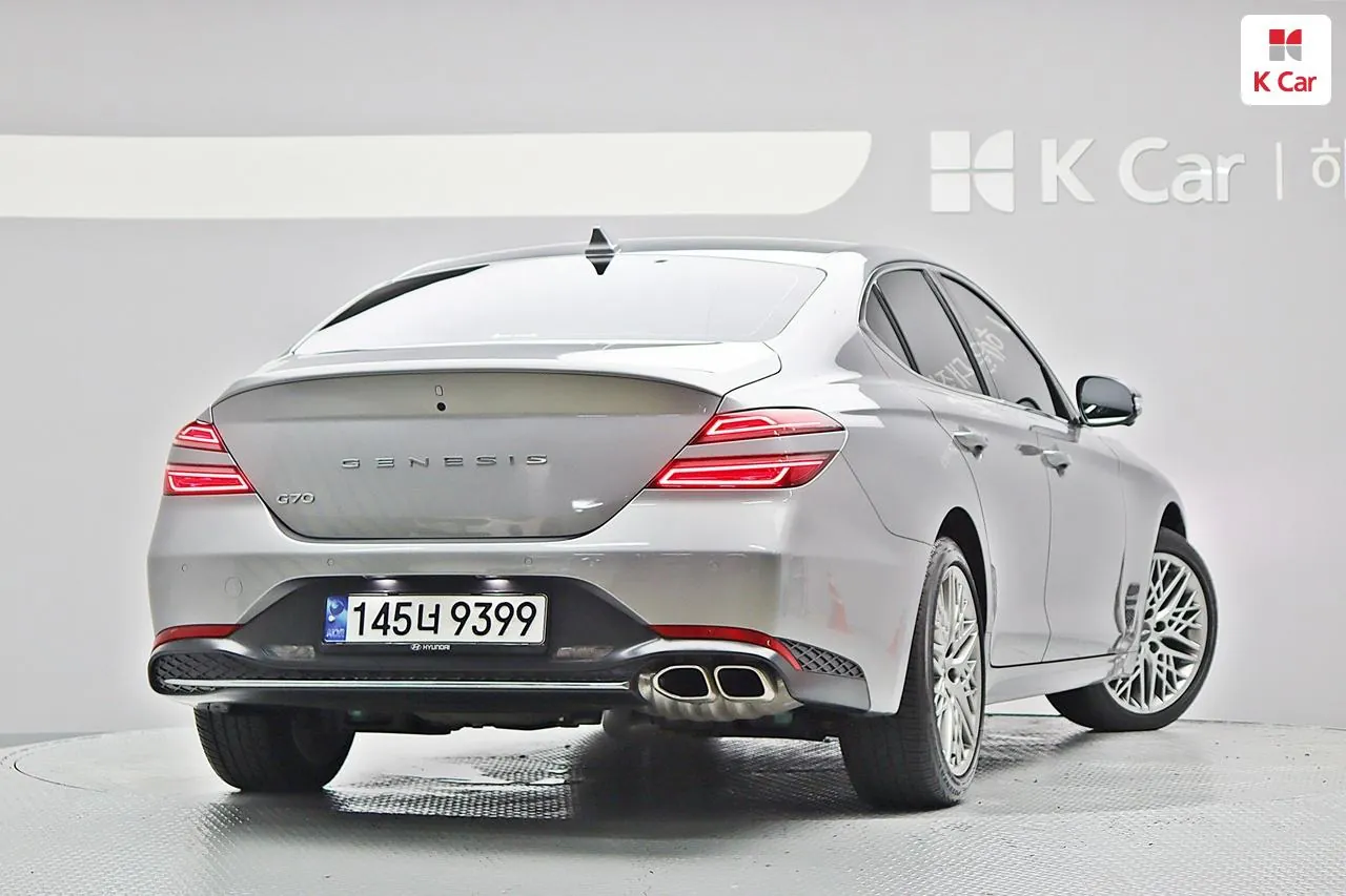 Genesis G70 2021 photo 2