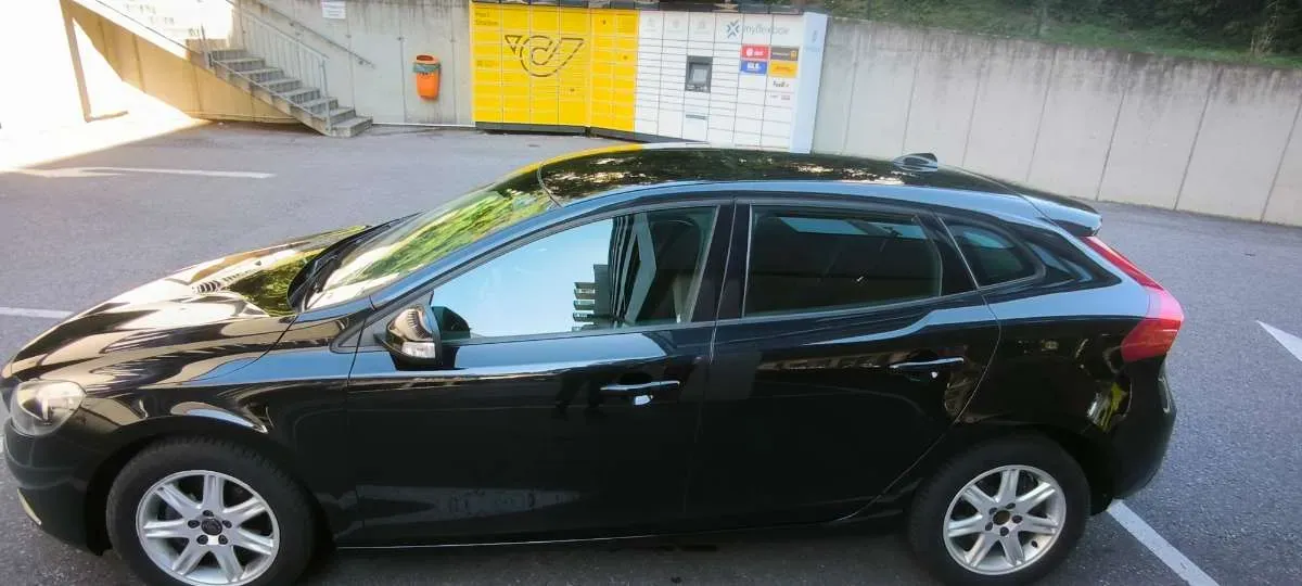 Volvo V40 2013 photo 3