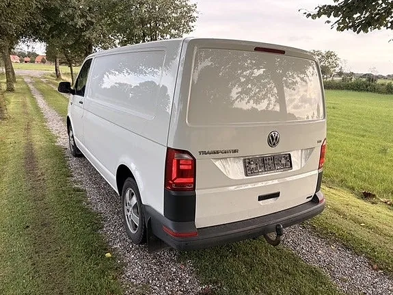 Volkswagen Transporter 2017 photo 4