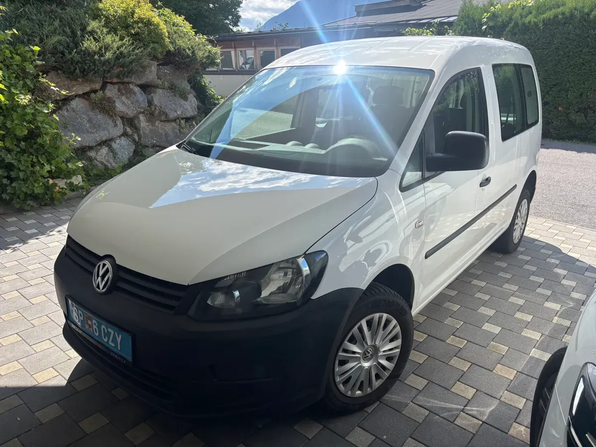 Volkswagen Caddy 2014 photo 2