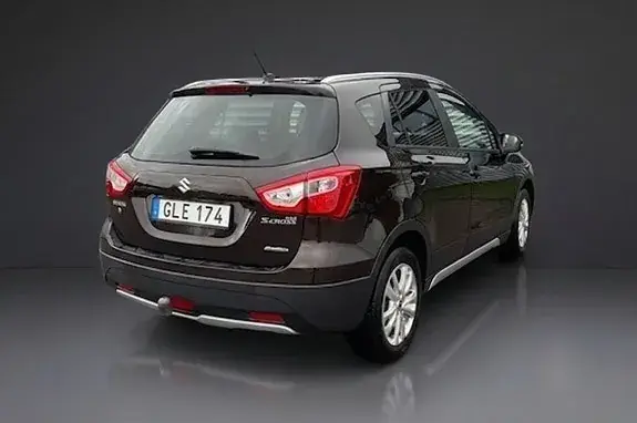 Suzuki S-Cross 2015 photo 3