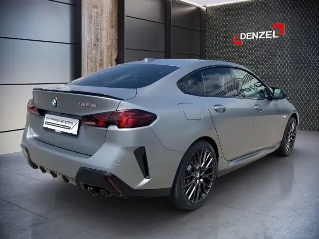 BMW 2 Series 2025 photo 4