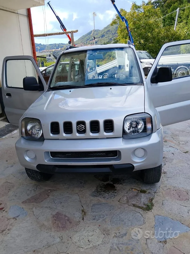 Suzuki Jimny 2002 photo 5