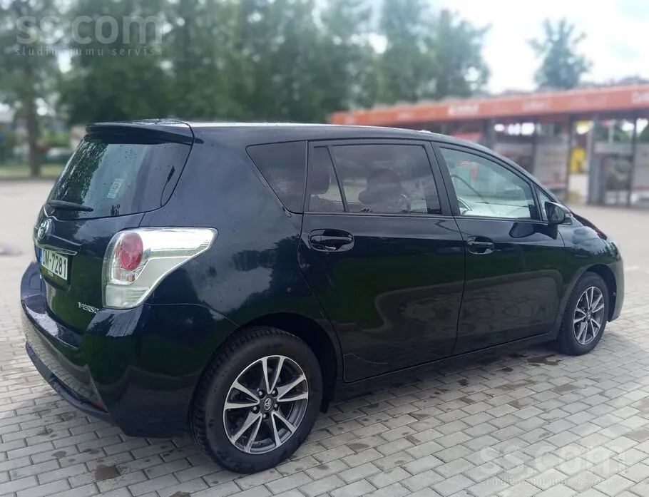 Toyota Verso 2014 photo 4