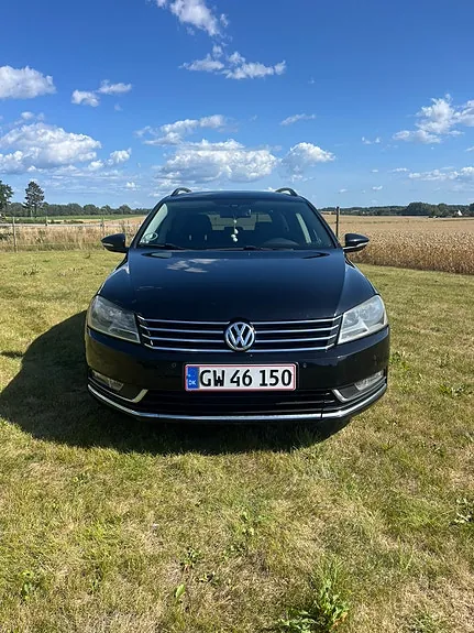 Volkswagen Passat 2011 photo 4