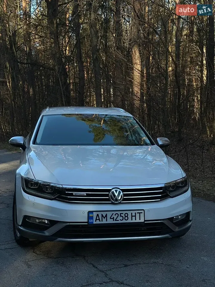 Volkswagen Passat Alltrack 2019 photo 2