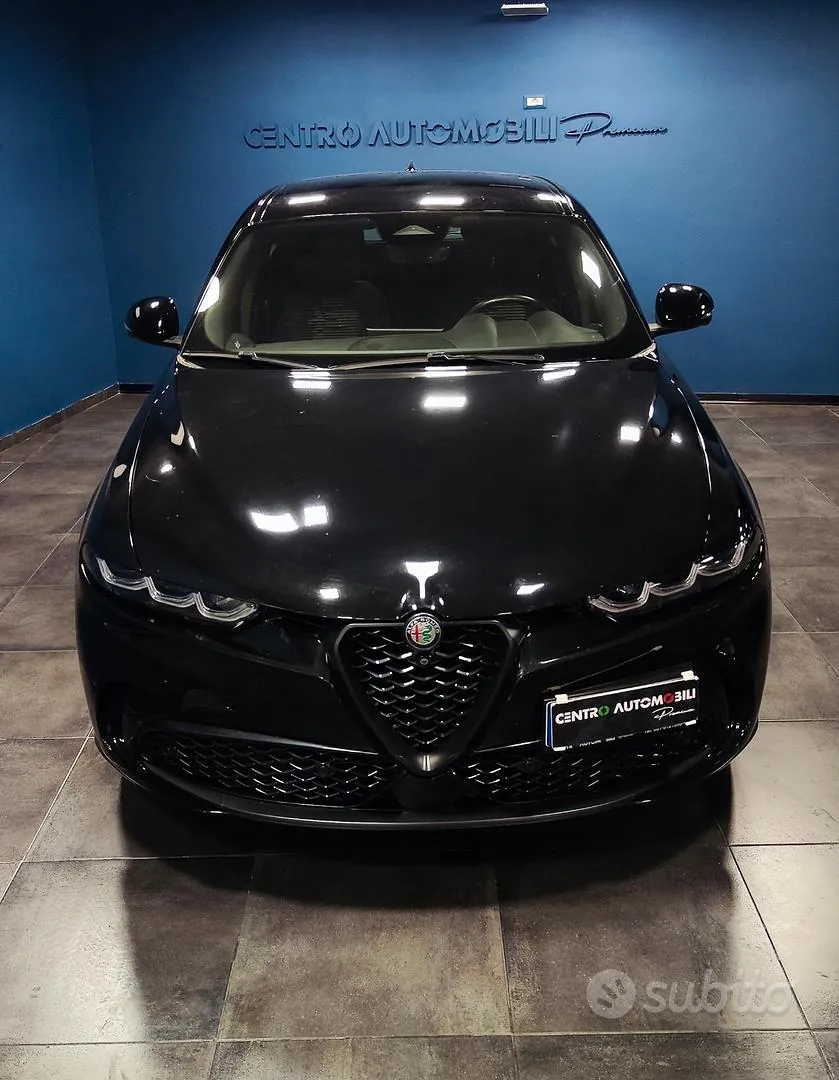 Alfa Romeo Tonale 2024 photo 2