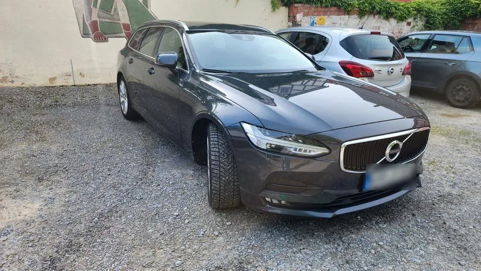 Volvo V90