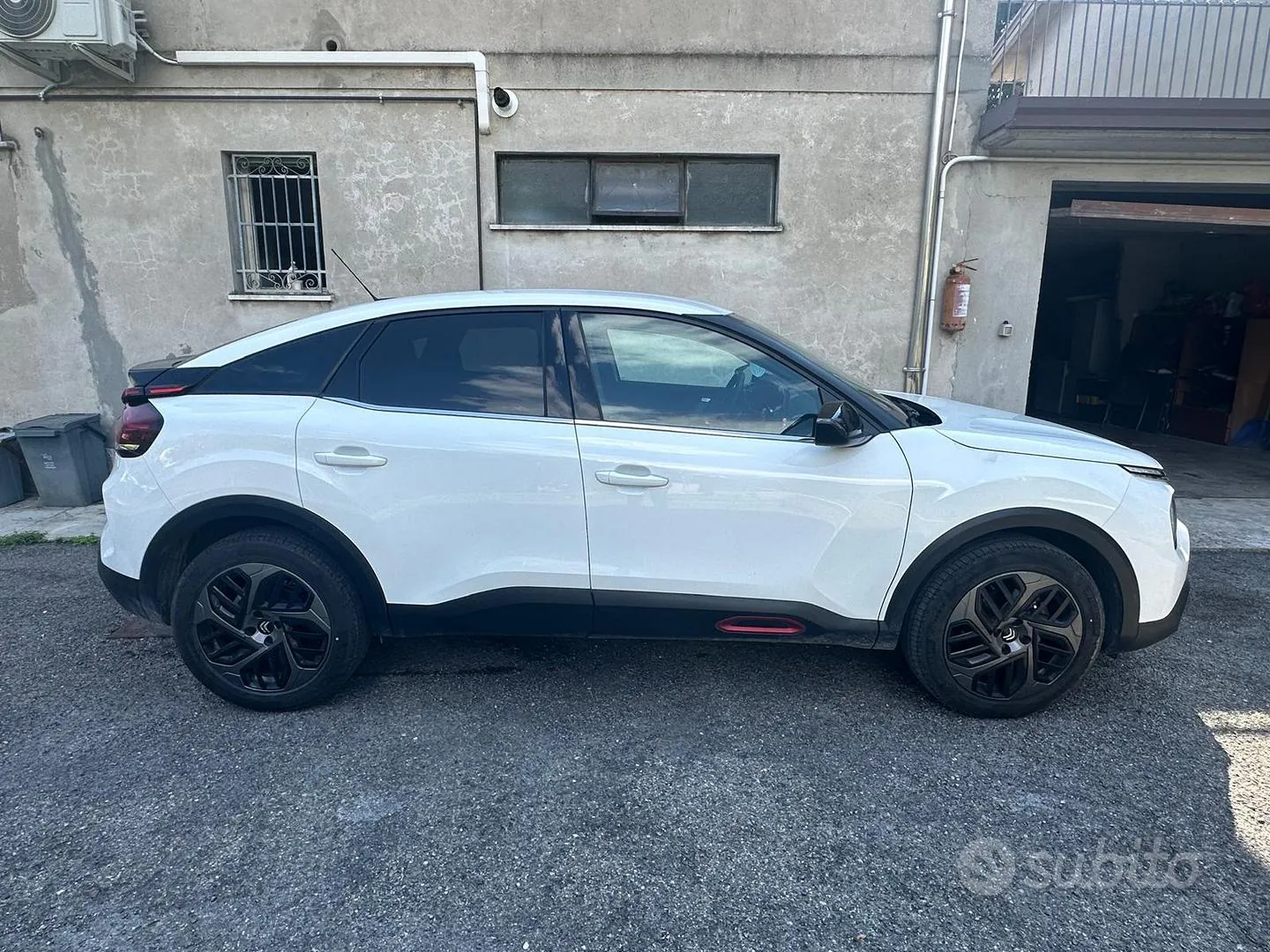Citroen C4 2023 photo 4